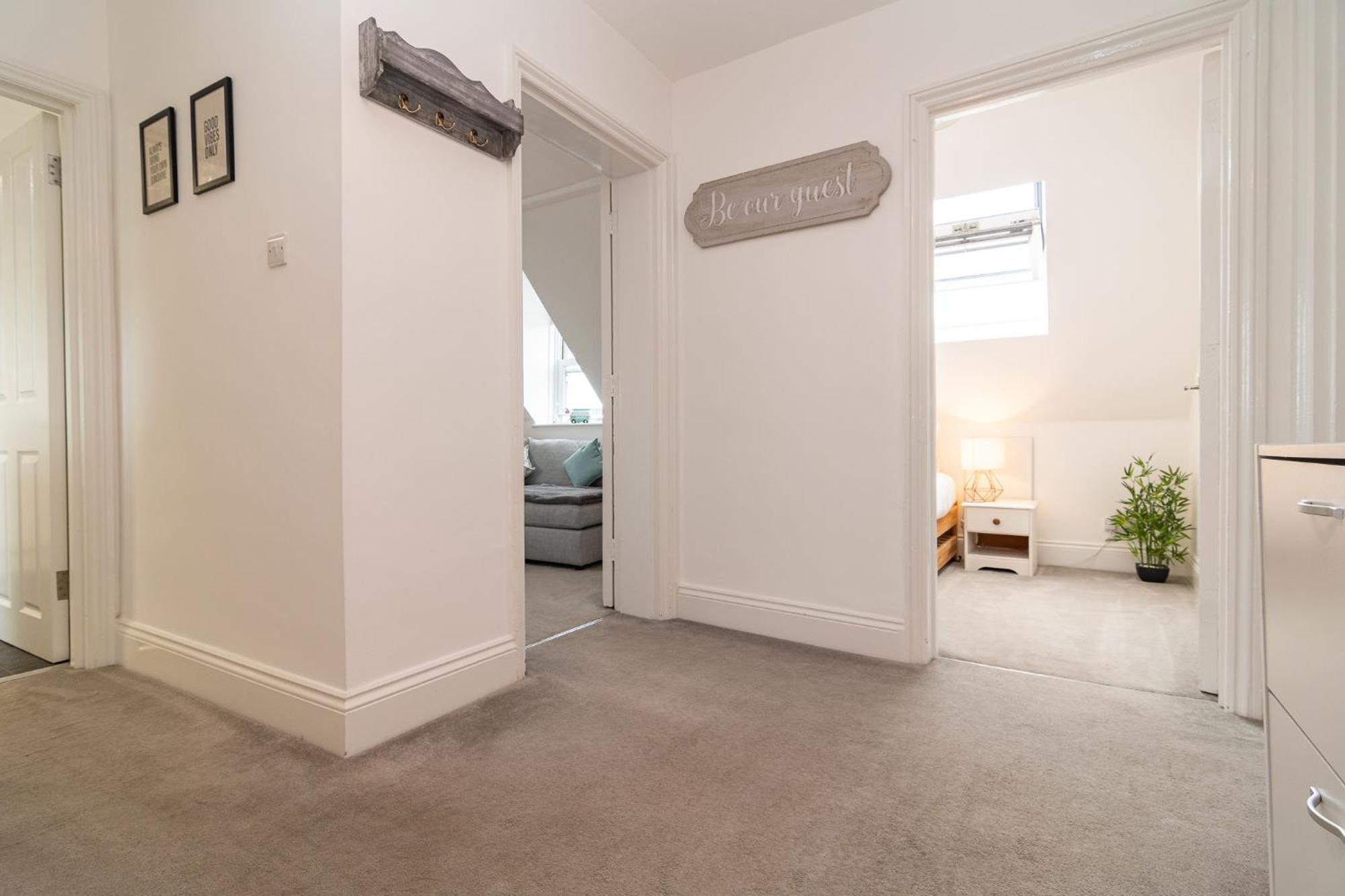 Light Airy 3 Bed Town Cntr Flat 700M To The Beach Bournemouth Esterno foto
