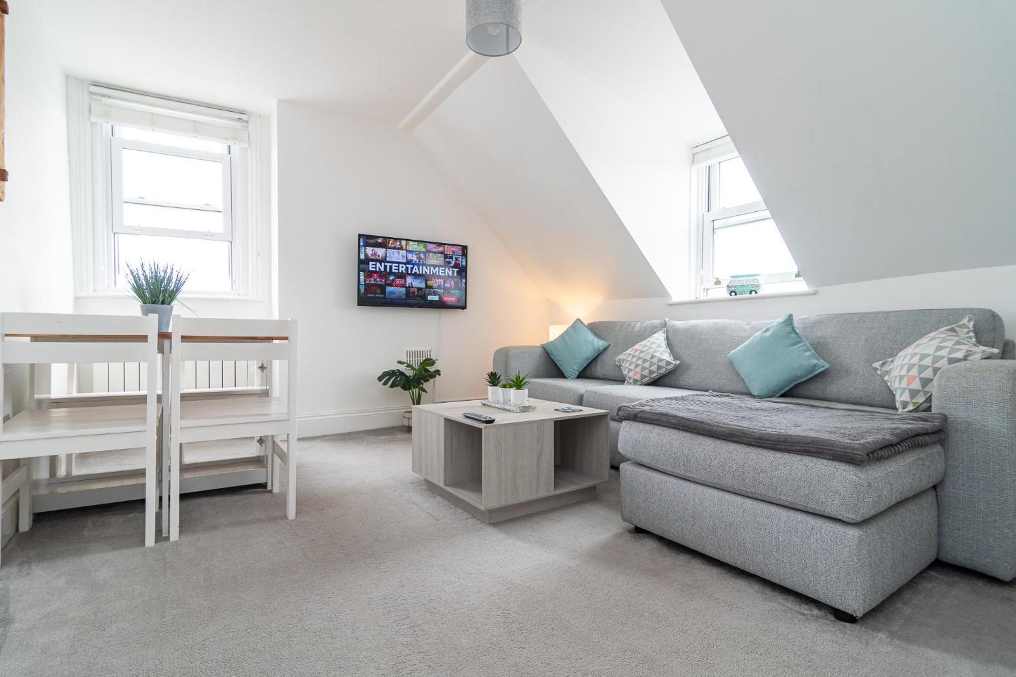Light Airy 3 Bed Town Cntr Flat 700M To The Beach Bournemouth Esterno foto