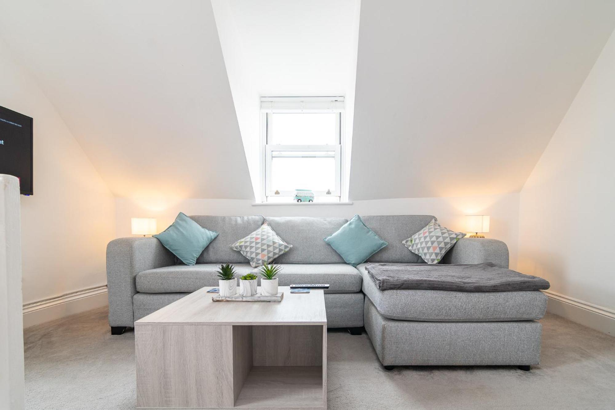 Light Airy 3 Bed Town Cntr Flat 700M To The Beach Bournemouth Esterno foto