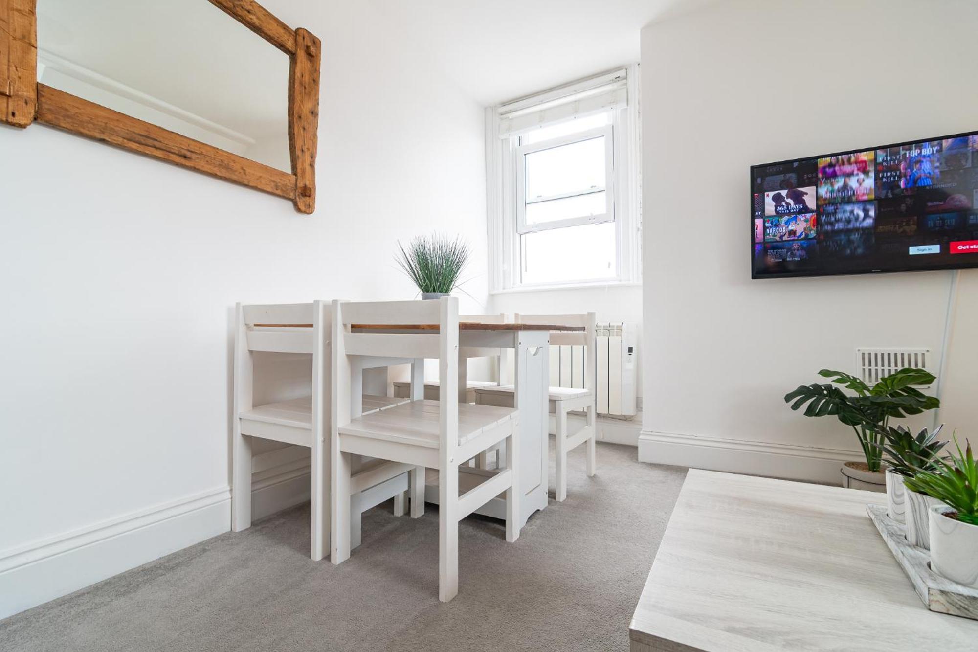 Light Airy 3 Bed Town Cntr Flat 700M To The Beach Bournemouth Esterno foto