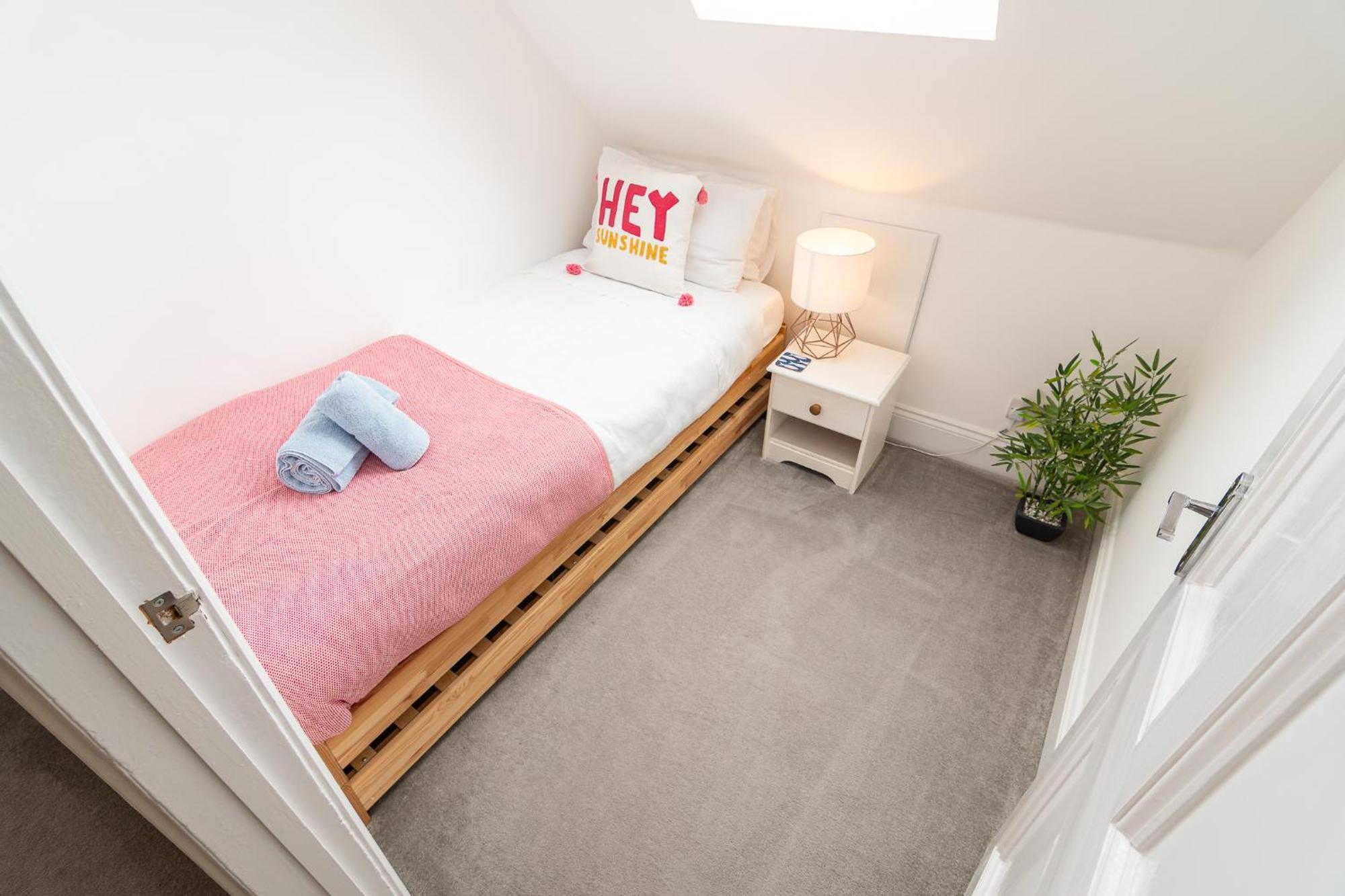 Light Airy 3 Bed Town Cntr Flat 700M To The Beach Bournemouth Esterno foto