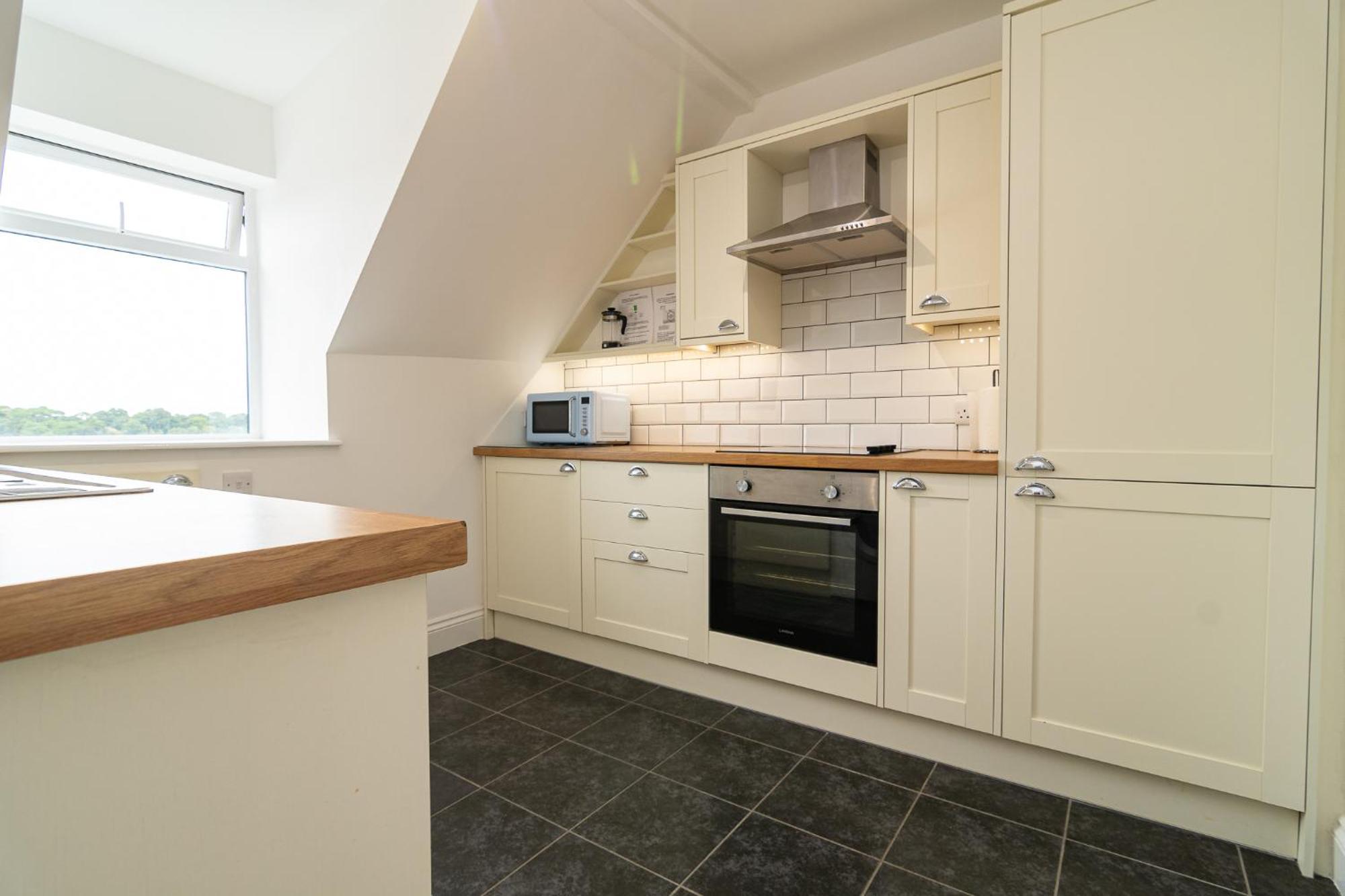 Light Airy 3 Bed Town Cntr Flat 700M To The Beach Bournemouth Esterno foto